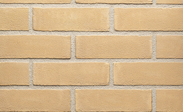 Second-hand cream bricks