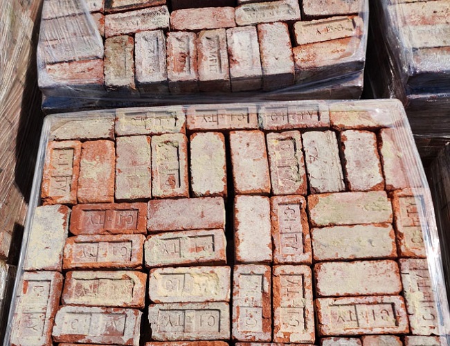 Solid clay bricks melbourne